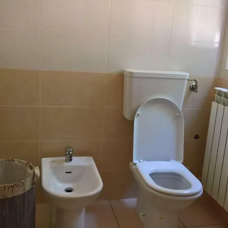 Natour L'ostello Per I Camminatori Pensión Barisciano